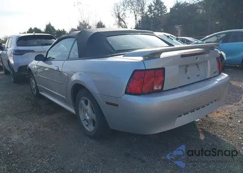 2004 Ford Mustang z USA, uszkodzony, nr VIN 1FAFP44604F229637